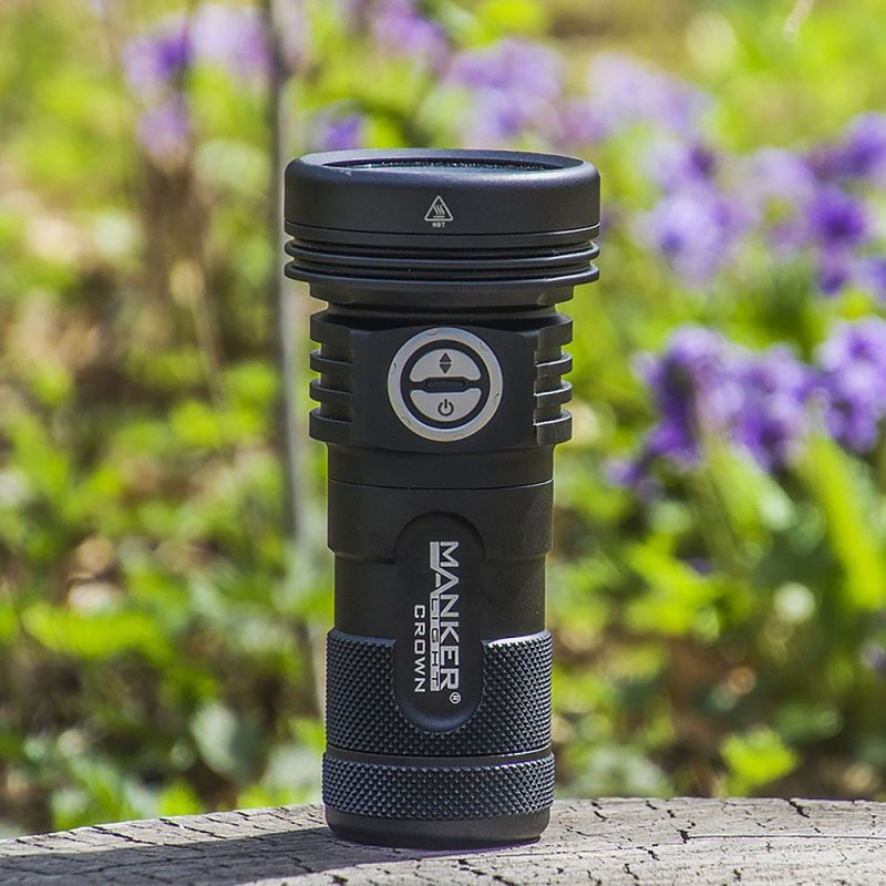 Linterna con zoom digital Manker CROWN 5.000 lúmenes Distancia de haz de 900 metros Linterna con zoom