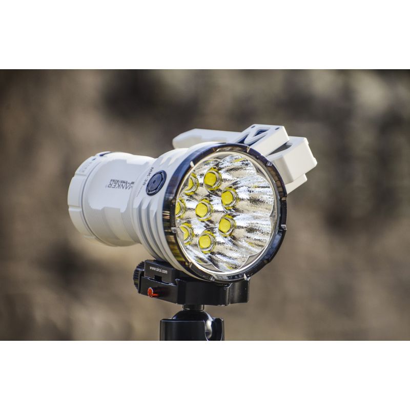 Manker MK38 8x XHP70.2 Linterna LED 41500 lúmenes Proyector de mano multiusos satelital