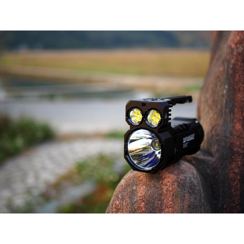 Foco y reflector combinados Manker Ranger MK39 II