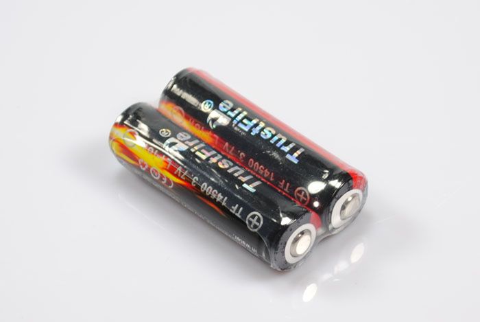 Trust Fire Protege 3.7V 900mAh Recargable Li-Ion ion 14500 Batería (1 par)